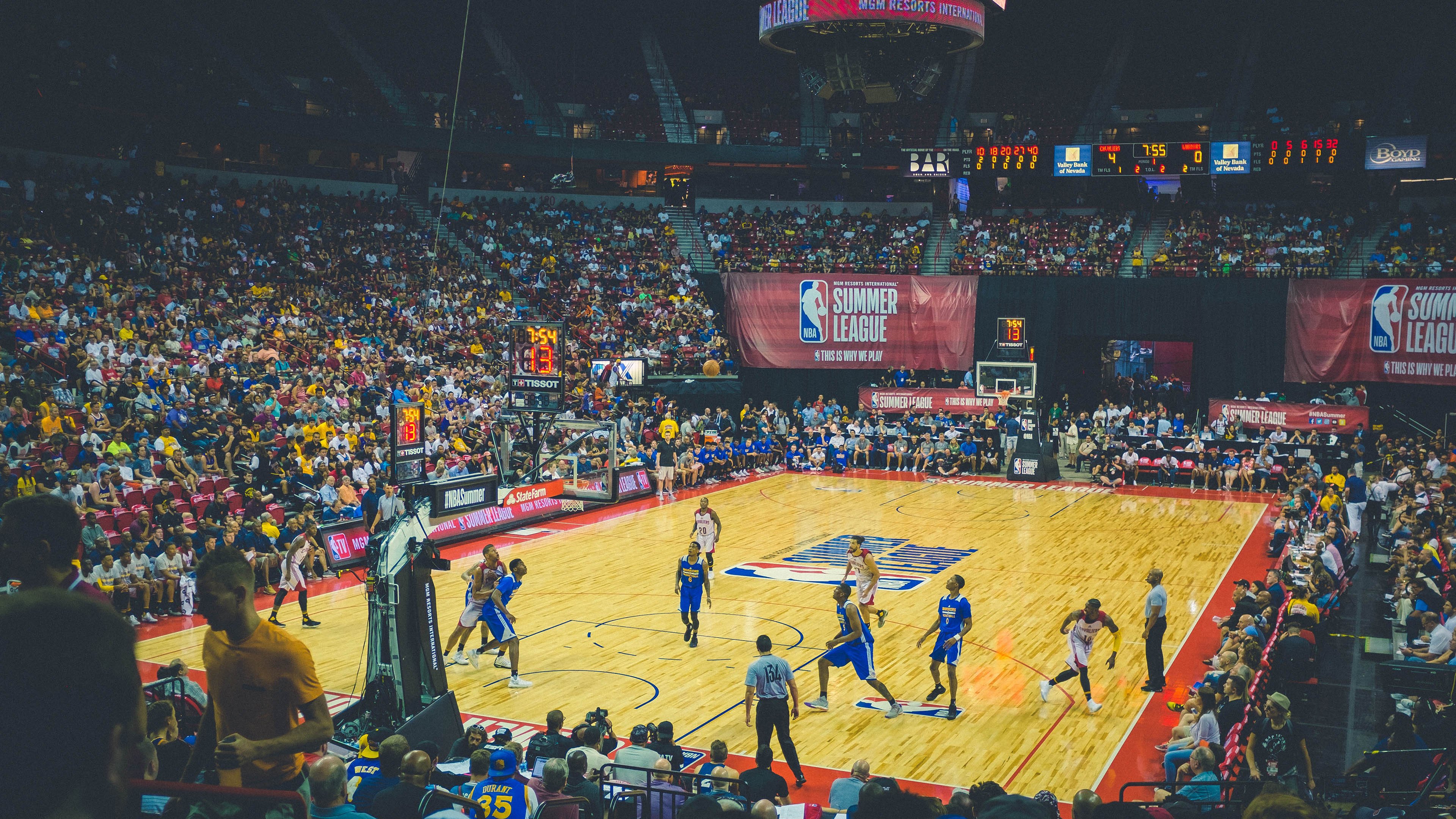 篮网新人首次出场表现超预期赢得掌声,篮网新赛季球员